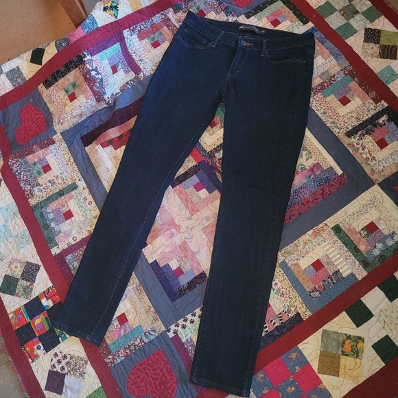 Levi's Slight Curve Modern Rise Skinny Jeans - Picture 3 of 13